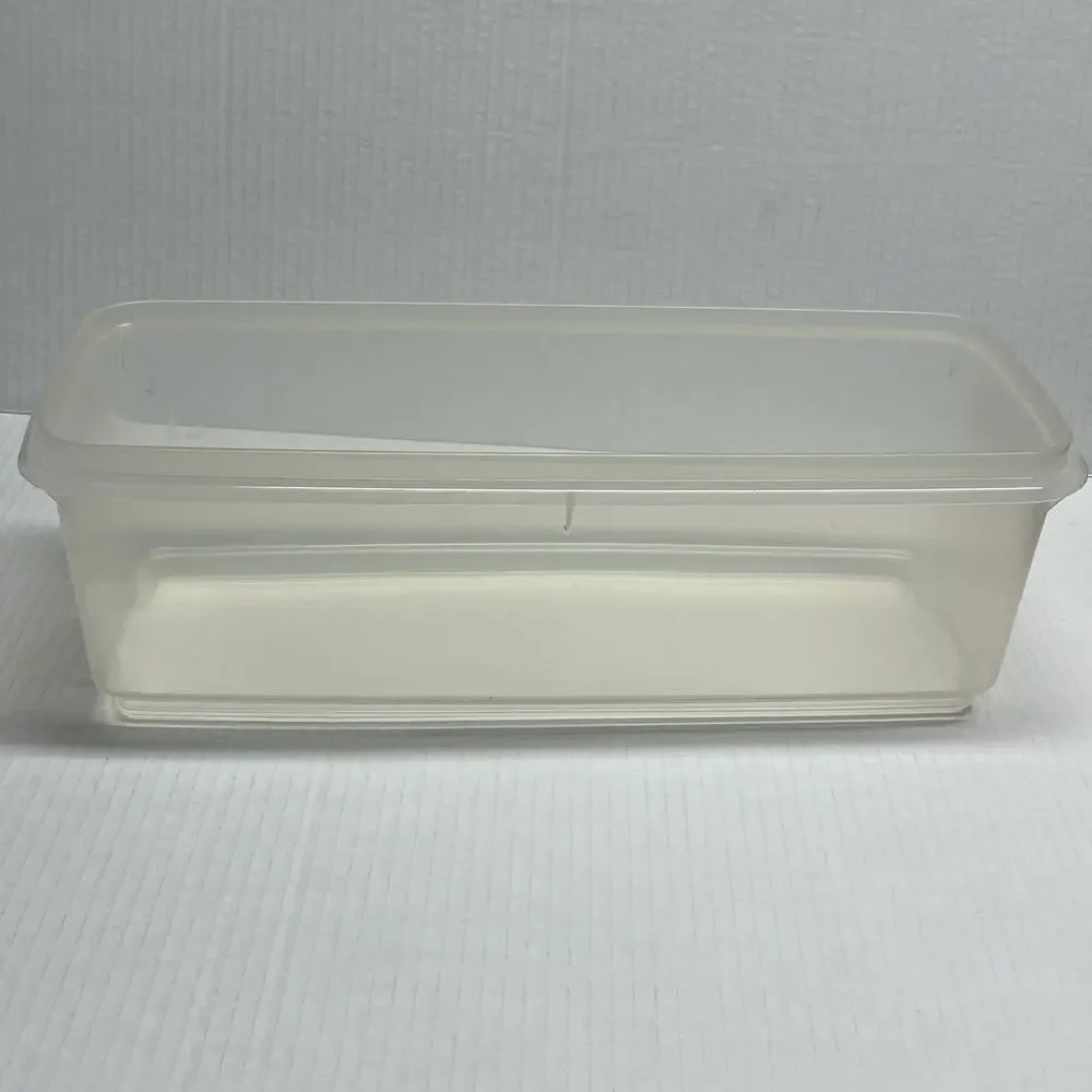 Tupperware Celery/Veggie Keeper Storage Container 782-7 Lid 784-5 Insert 783-5